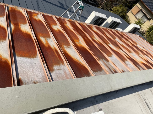 鉄板屋根塗替え