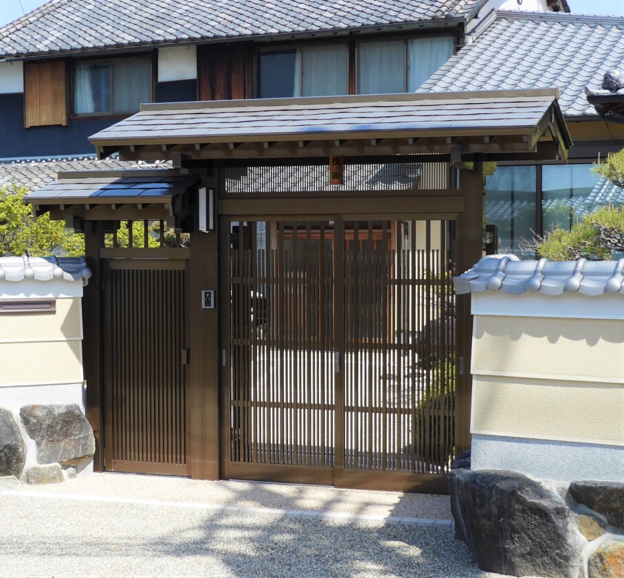 数寄屋門
